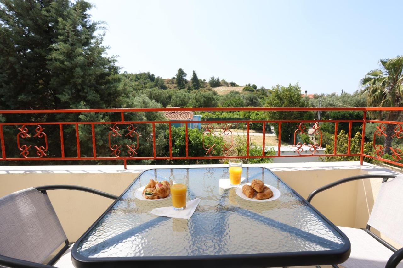 Summer Suite - Premium Apartment Пефкохори Экстерьер фото